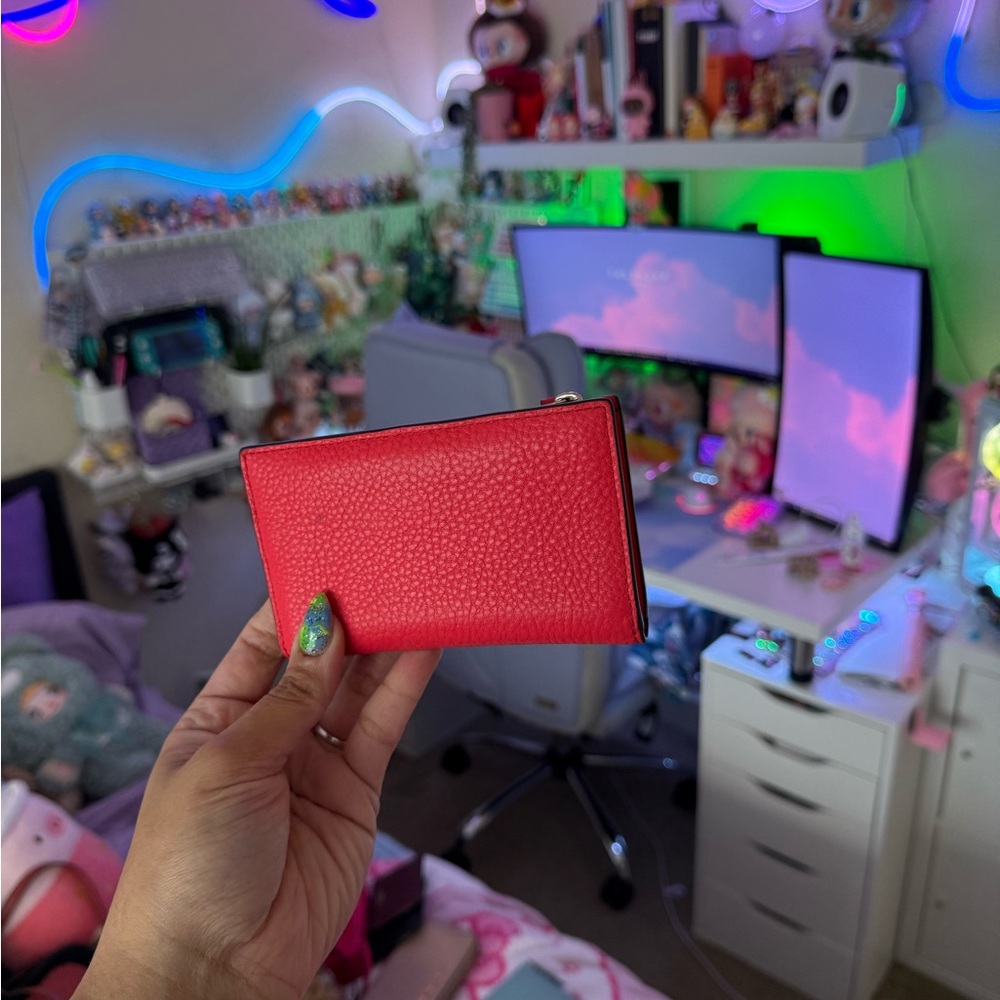 Kate Spade coral Leather Wallet - Picture 2 of 4